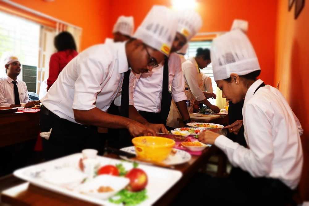 Diploma in Food and Beverage Services
